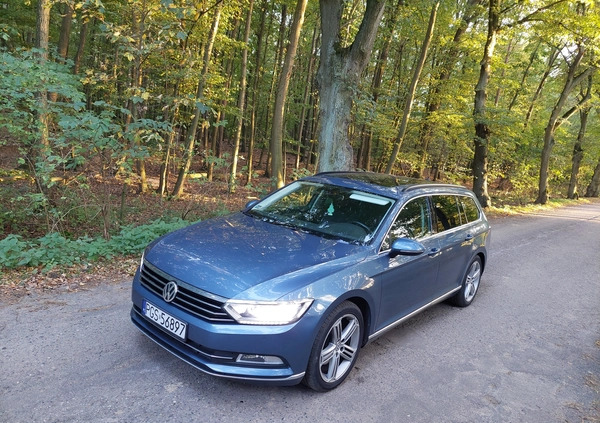 Volkswagen Passat cena 46999 przebieg: 239000, rok produkcji 2015 z Gostyń małe 301